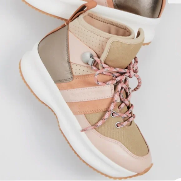 🎉🎊HOST PICKS 🎊🎉See By Chloé Casey High Top Platform Hiker Sneakers MSRP$495 - Picture 3 of 16